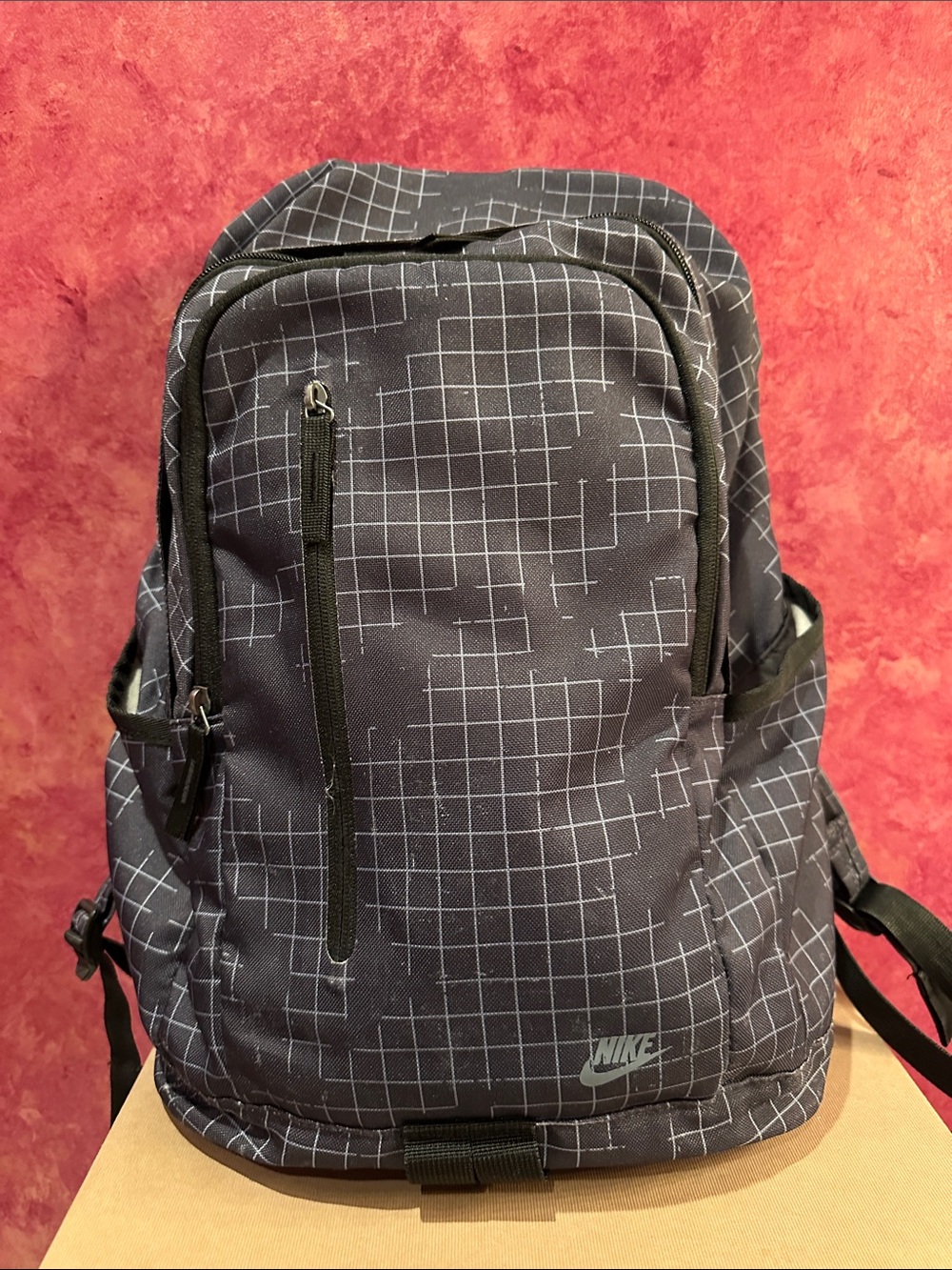Nike Men's Kids  Black Grid Backpack, school/hike